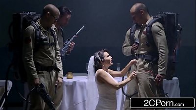 fantastic Bride Ghost Veronica Avluv Looking For a little Wedding Night bukkake